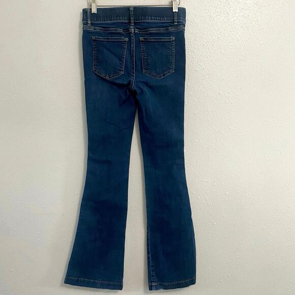 Spanx Flare Leg Pull On Jeans Women's Small Petite 32 inseam Shapewear #20327Q - Picture 2 of 9